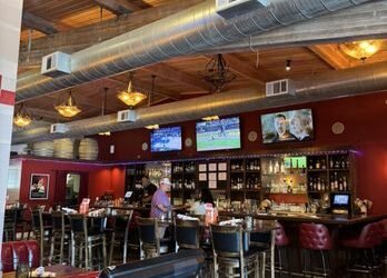 Vinny’s Pizza A Taste of Authentic Flavor and Community Tradition